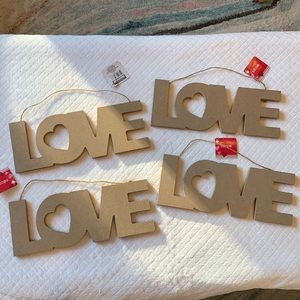 Wooden Love Signs Set